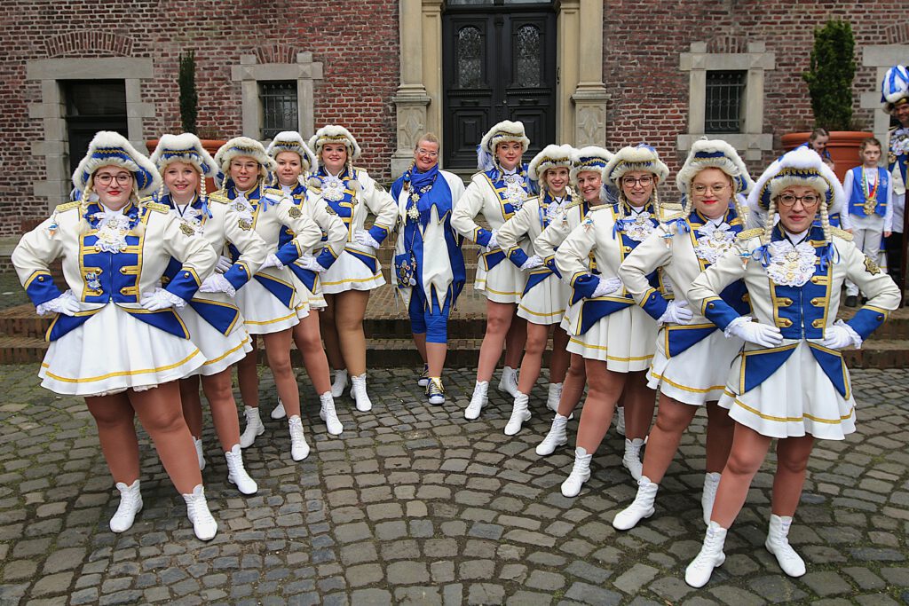 Große Garde der Prinzengarde Willich – Tradition trifft Leidenschaft ab 16 Jahren